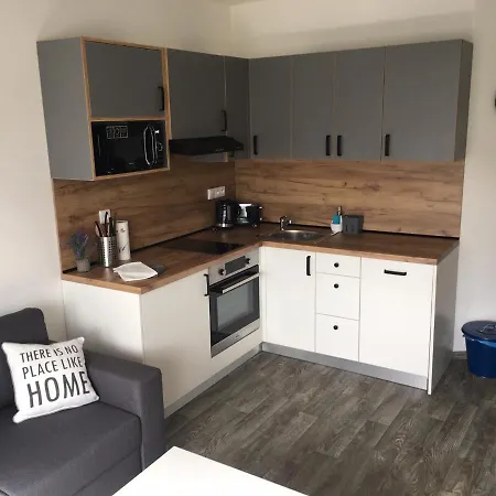 Luka - Horejsi Apartment *